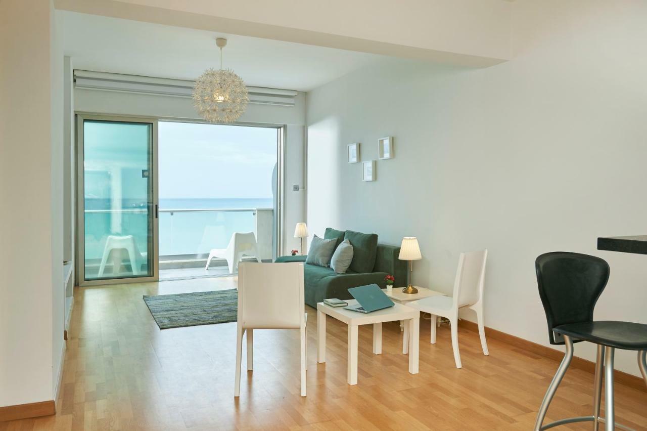 Finikoudes Luxury Apartments Ларнака Экстерьер фото